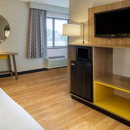 Days Inn By Wyndham Pleasant Prairie Kenosha Esterno foto