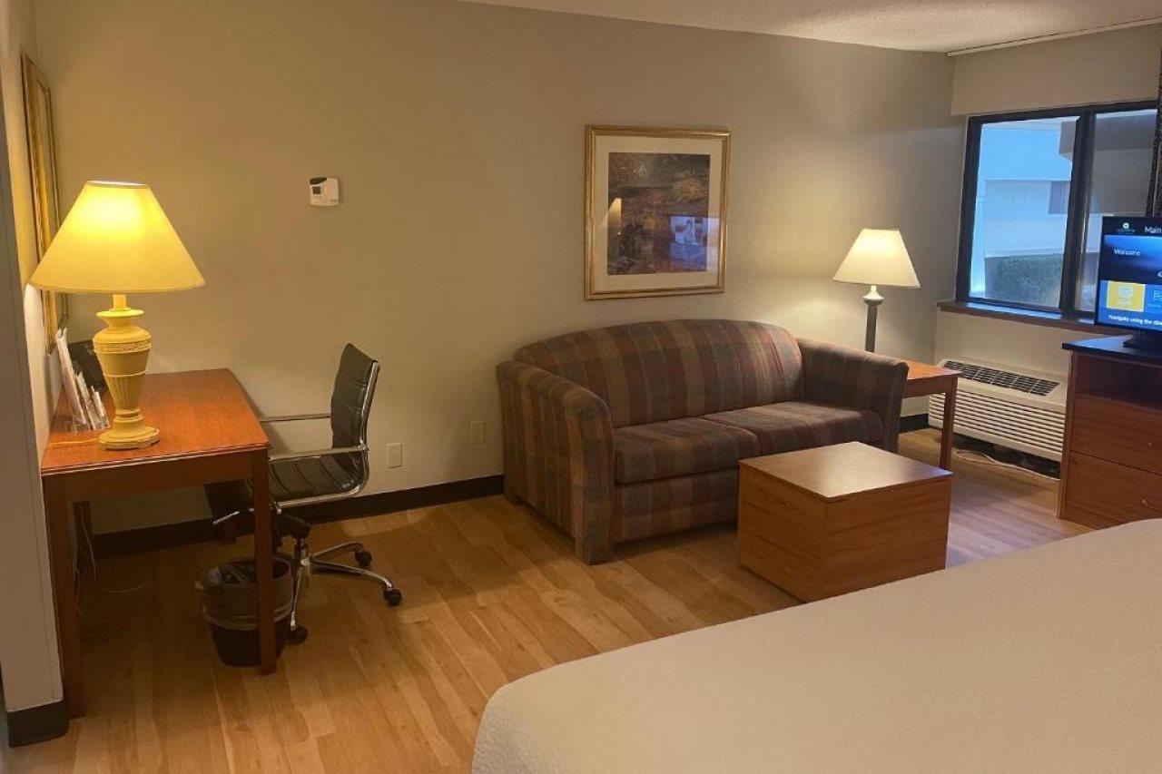 Days Inn By Wyndham Pleasant Prairie Kenosha Esterno foto