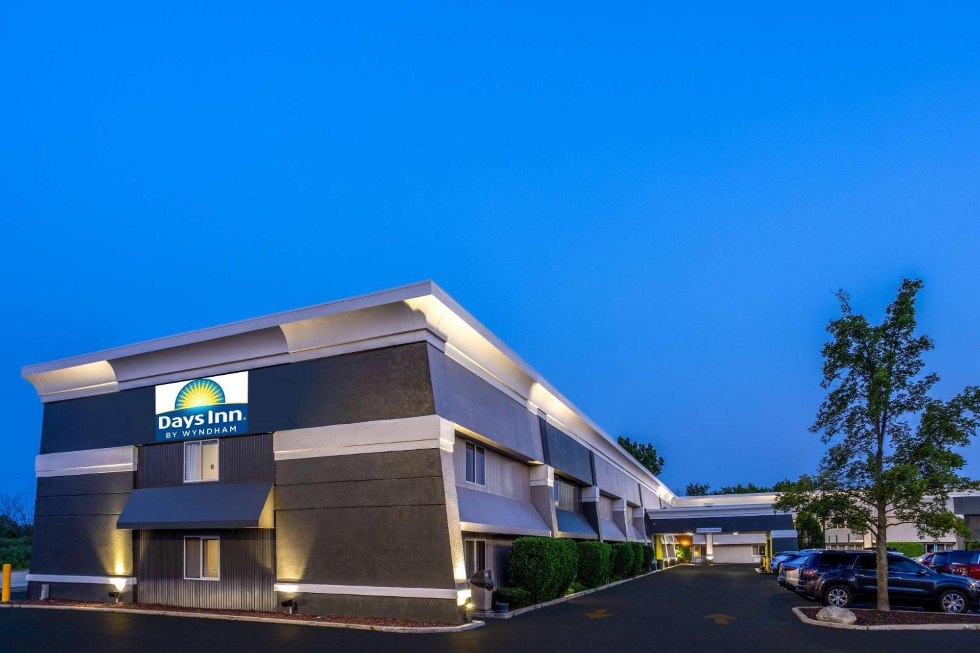 Days Inn By Wyndham Pleasant Prairie Kenosha Esterno foto