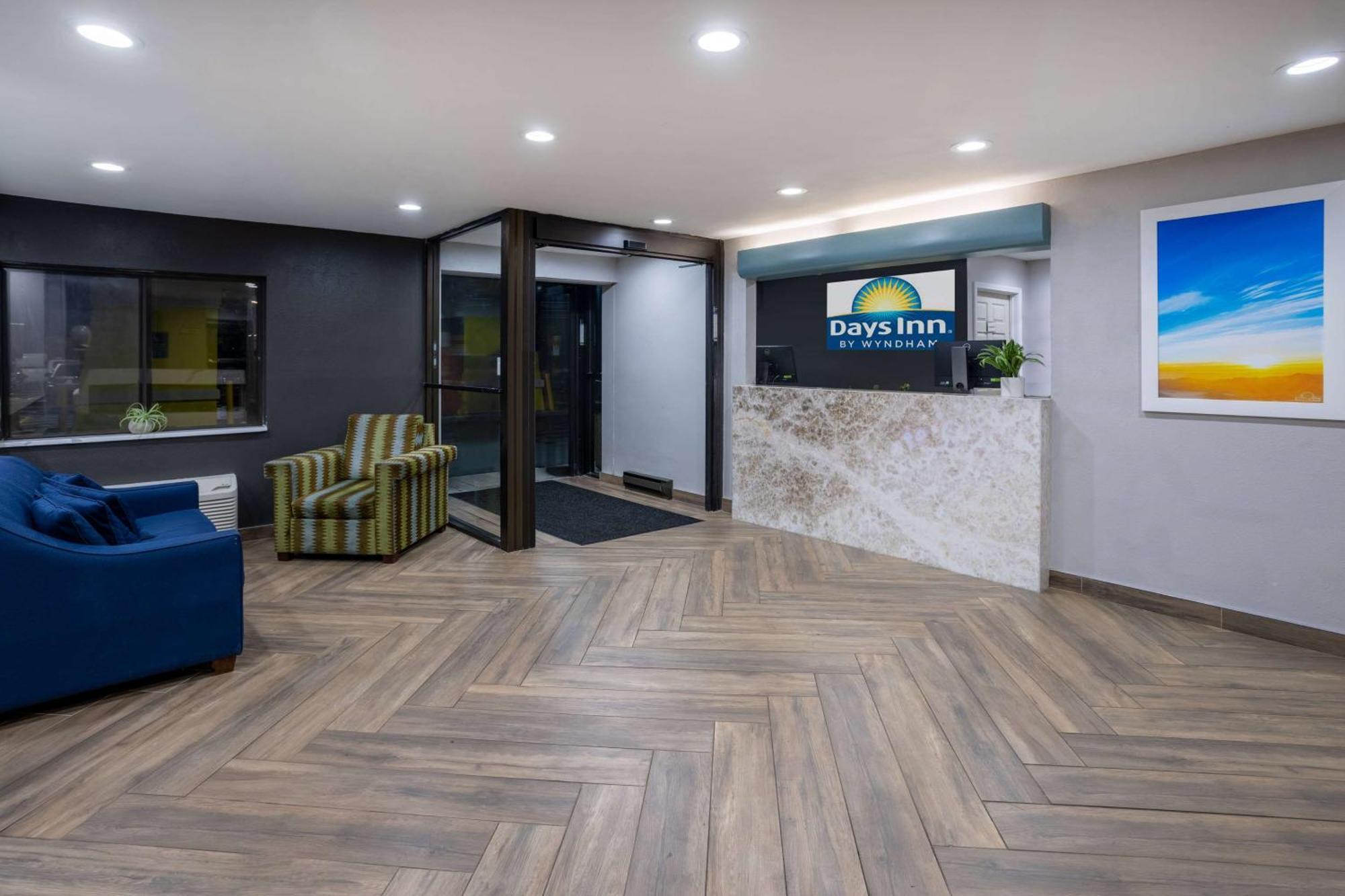 Days Inn By Wyndham Pleasant Prairie Kenosha Esterno foto
